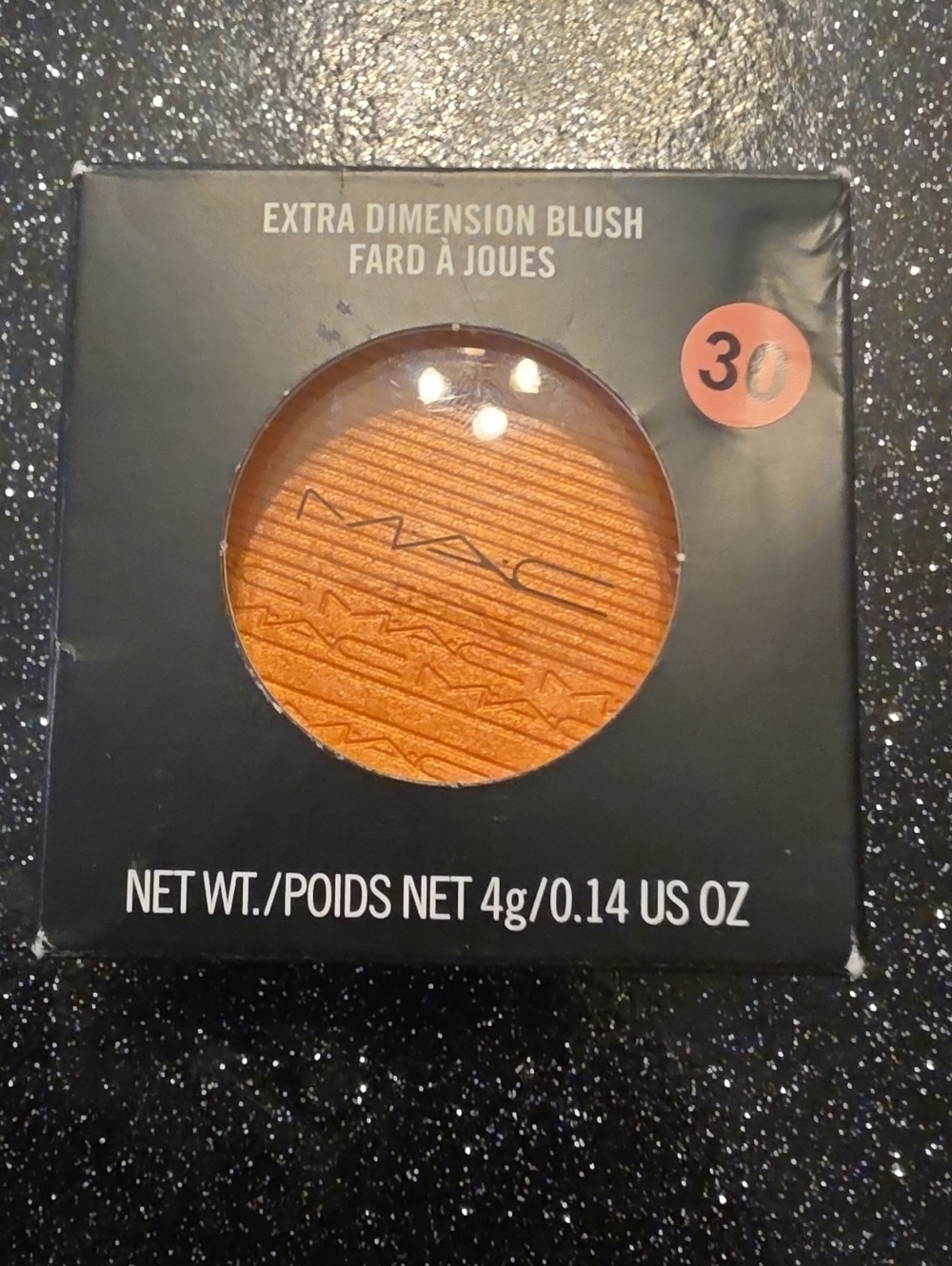 MAC Cosmetics Just A Pinch Blush - Black Compact